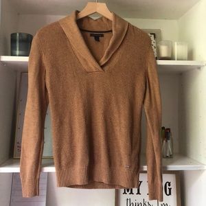 Tommy Hilfiger Sweater.